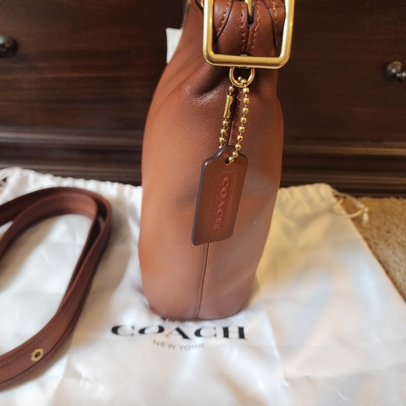 New Tags Nwt Saddle Brown Leather Duffle 16 Crossbody Bag Handbag - Picture 5 of 10